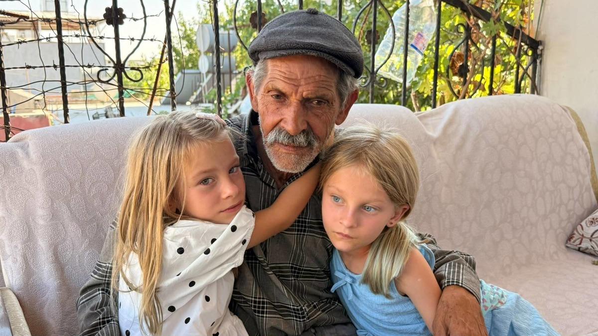T&uuml;rkiye yi kendine hayran bırakan aile komşuları tarafından dolandırılmış 2