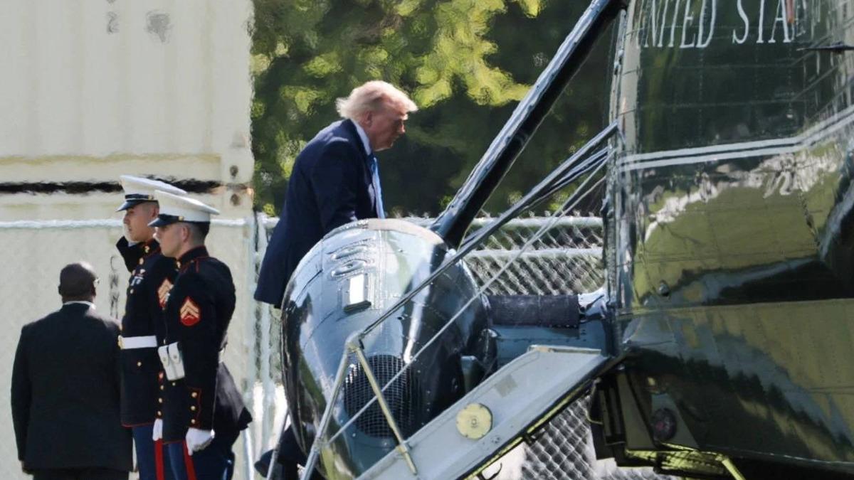 Trump, faciayı kıl payı atlattı! Havada panik anları 1