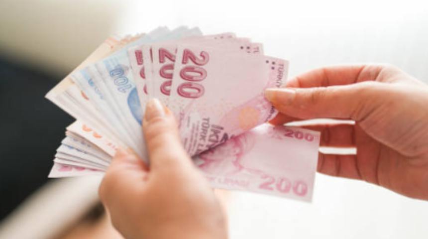 Banka emekli promosyonları a&ccedil;ıklandı! Hangi banka ne kadar &ouml;d&uuml;yor? (Ziraat, Garanti, QNB)