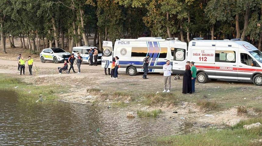 G&ouml;lde kaybolan şahsı arama &ccedil;alışmaları s&uuml;r&uuml;yor