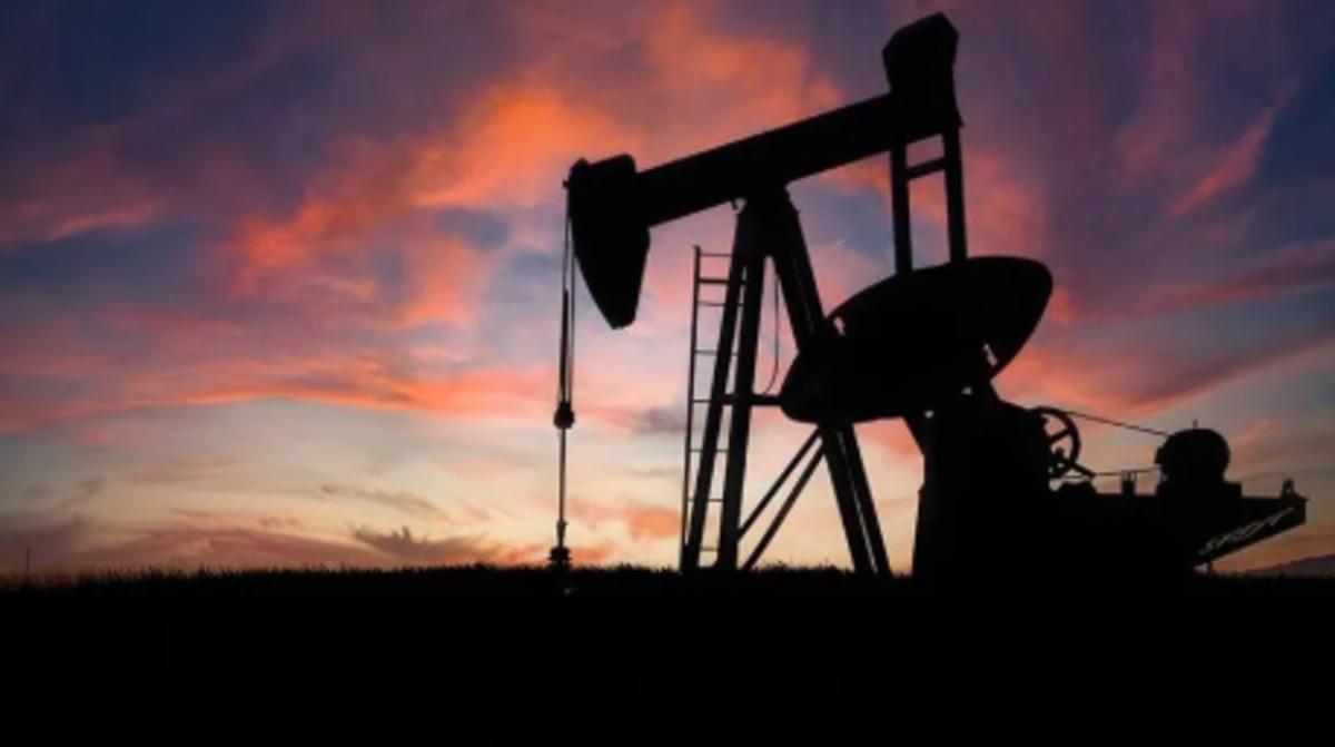Brent petrolün varili 79,91 dolardan işlem görüyor 3
