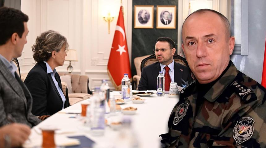 Beh&ccedil;et Oktay&rsquo;ın &ouml;l&uuml;m&uuml;nde yeni gelişme! Bakan G&uuml;rlek, ailesini kabul etti: 'FET&Ouml;' ş&uuml;phesi yeniden g&uuml;ndemde
