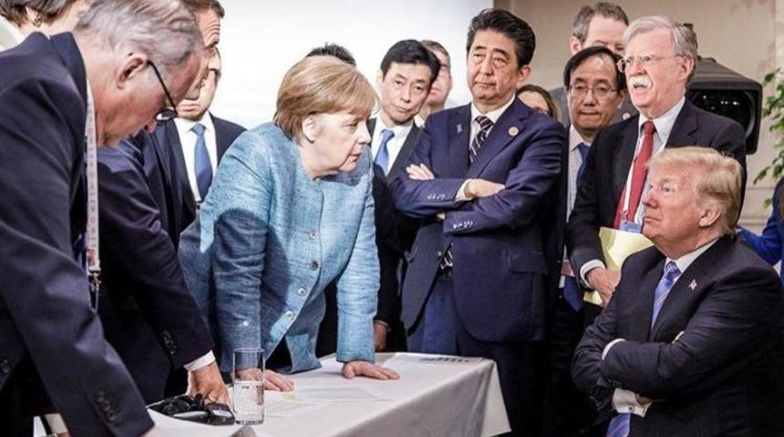 Bu fotoğraf &ccedil;ok konuşulmuştu! Meğer Trump Merkel'e şeker fırlatmış