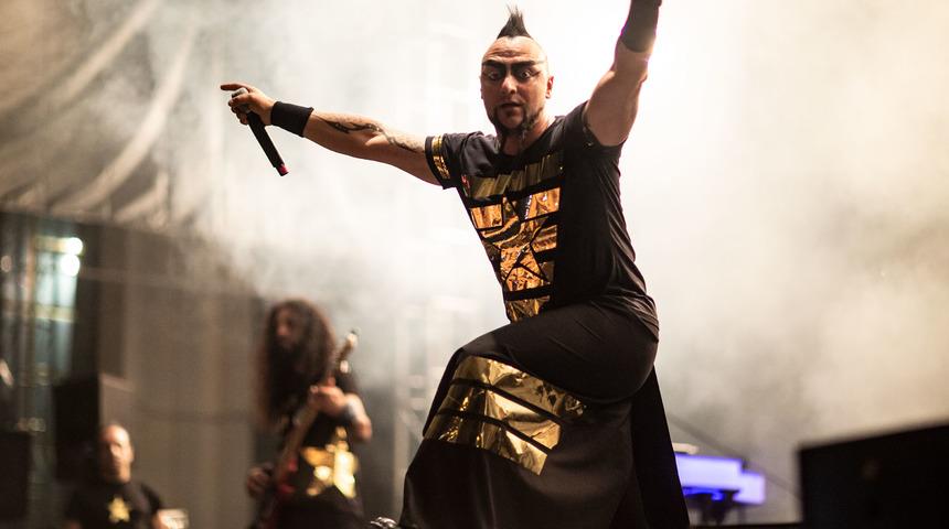 Samsun&rsquo;da Duman ve Hayko Cepkin r&uuml;zgarı