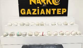 Gaziantep&rsquo;te 24 kilo uyuşturucu ele ge&ccedil;irildi: 1 g&ouml;zaltı