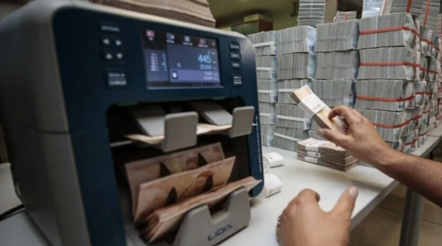 Bankacılık sekt&ouml;r&uuml;n&uuml;n mevduatı ge&ccedil;en hafta azaldı