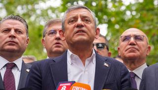 &Ouml;zel'den 'imza' resti: "&Ouml;zensiz ve k&ouml;t&uuml; hazırlanmış!"