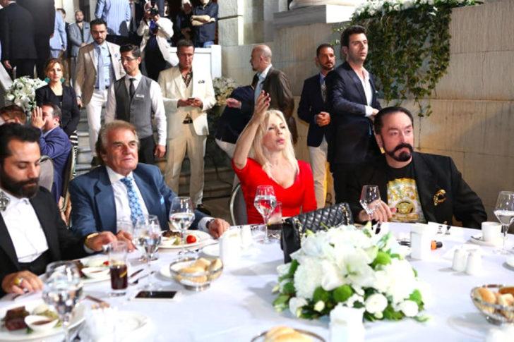 Adnan Oktar'ın görkemli davetine ünlü akını  G3