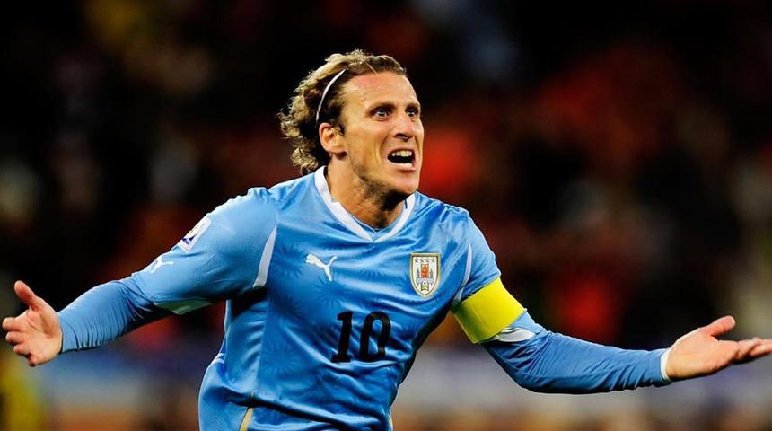Diego Forlan Uruguay Milli Takımı'nın yeni teknik direkt&ouml;r&uuml; oldu