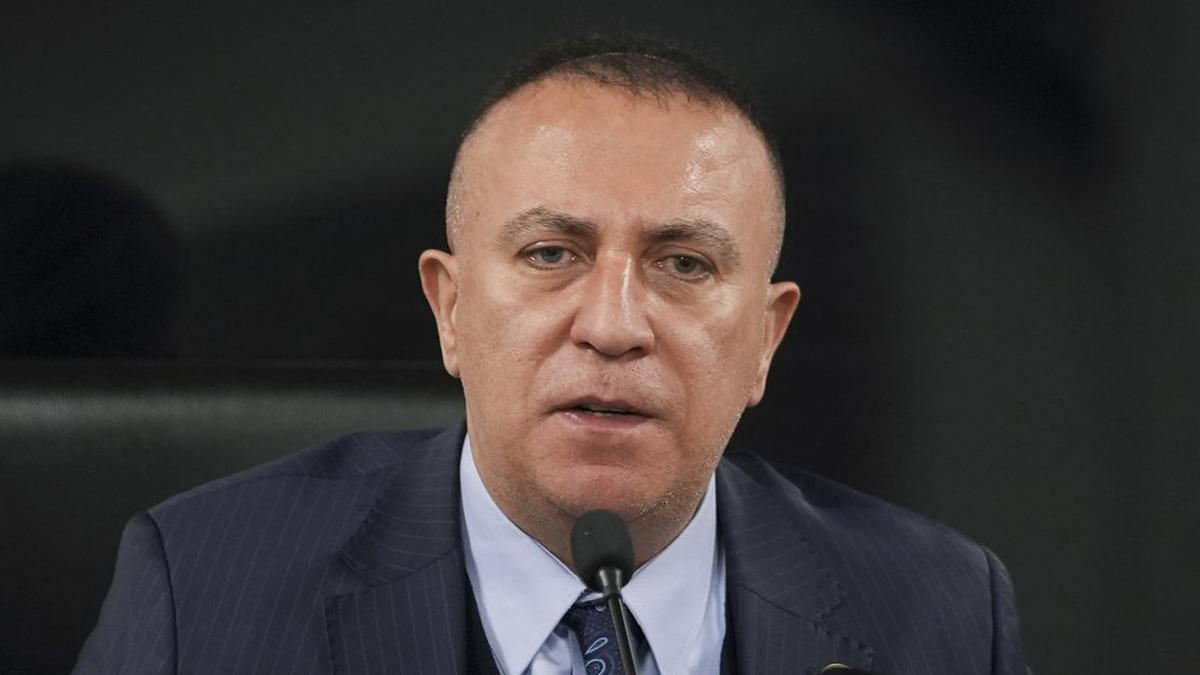  &Ccedil;er&ccedil;eve Yasa ya imza atmamıştı! İzzet Ulvi Y&ouml;nter den &ccedil;arpıcı paylaşım: "Bir canım var..." 2