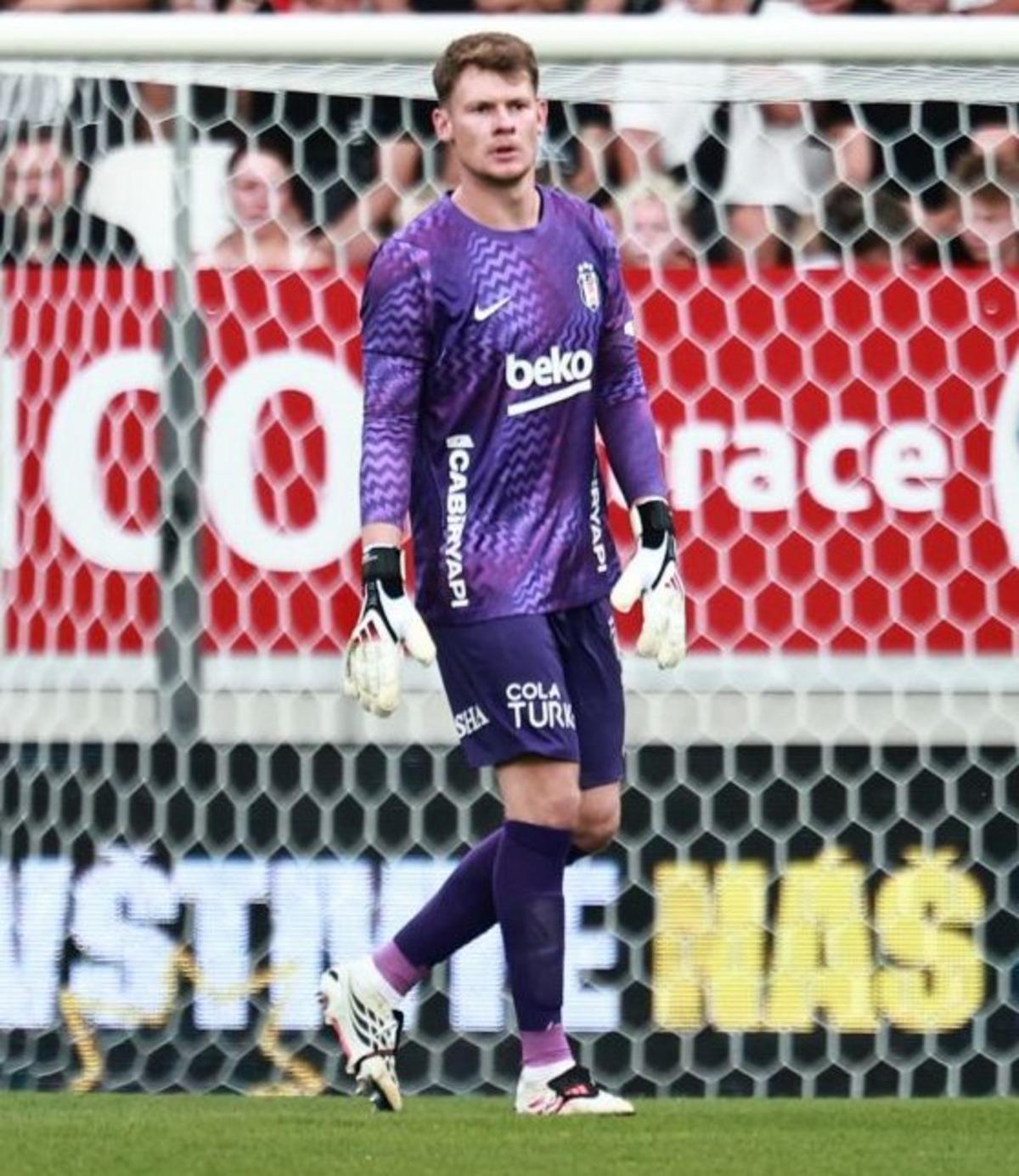 Beşiktaş ın kalesinde Alexander N&uuml;bel fırtınası! 13 te 13 2