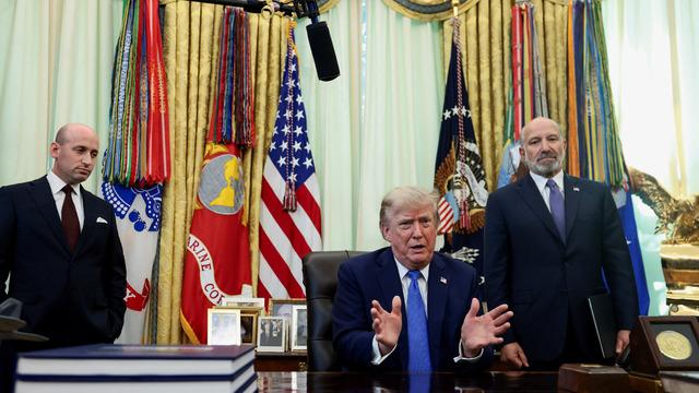 Trump imzaladı! ABD'de doğumla vatandaşlığa yönelik kısıtlamalar genişliyor