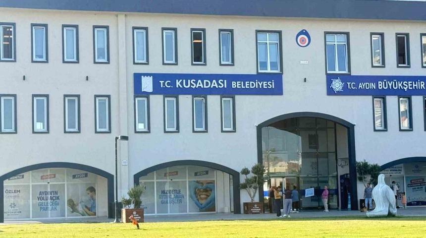 B&uuml;lent Tezcan'ın kızı ve damadı hakkında g&ouml;zaltı kararı: &ldquo;En kısa zamanda d&ouml;necekler&rdquo;