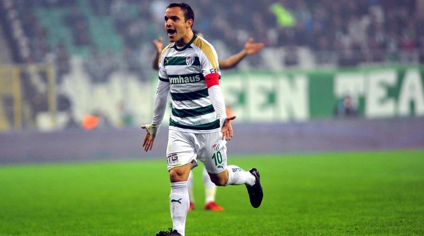 Batalla ve Faty'den T&uuml;rkiye'ye EURO 2024 desteği