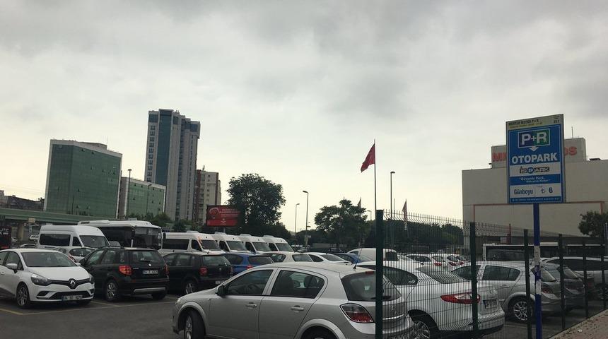 Cumhurbaşkanı Erdoğan'dan İstanbul için büyük müjde: Araçlar sokaklara park etmeyecek, ortak park alanları olacak