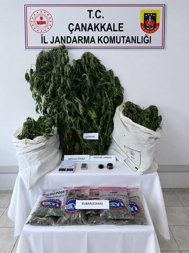 Çanakkale de uyuşturucu operasyonlarında yakalanan 14 zanlıdan 5 i tutuklandı 4