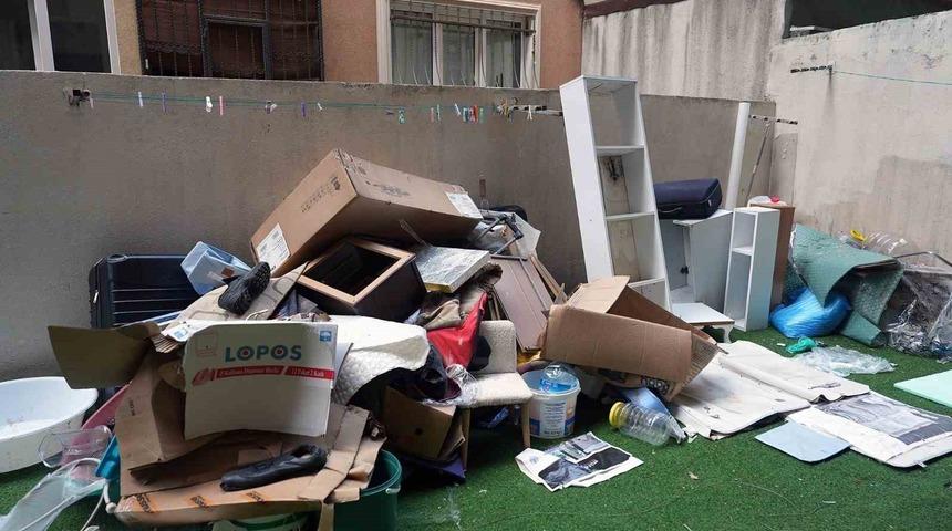 Maltepe&rsquo;de &ccedil;&ouml;p ev temizlenerek halk sağlığı i&ccedil;in &ouml;nlem alındı