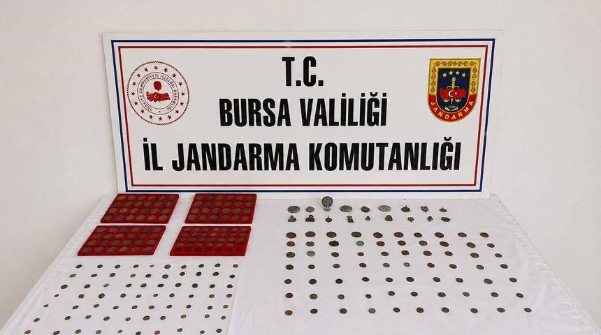 Tarihi eser ka&ccedil;ak&ccedil;ısı sert kayaya &ccedil;arptı