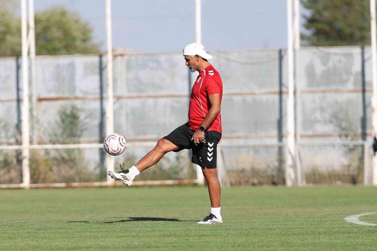 Sivasspor, Esenler Erokspor maçına hazır 1
