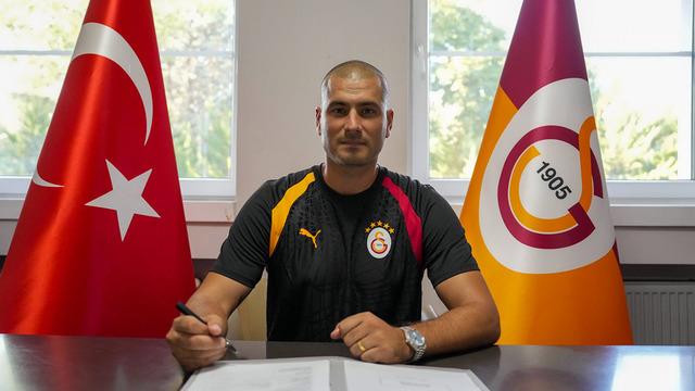 Eren Derdiyok Galatasaray'a yeni göreviyle geri döndü!