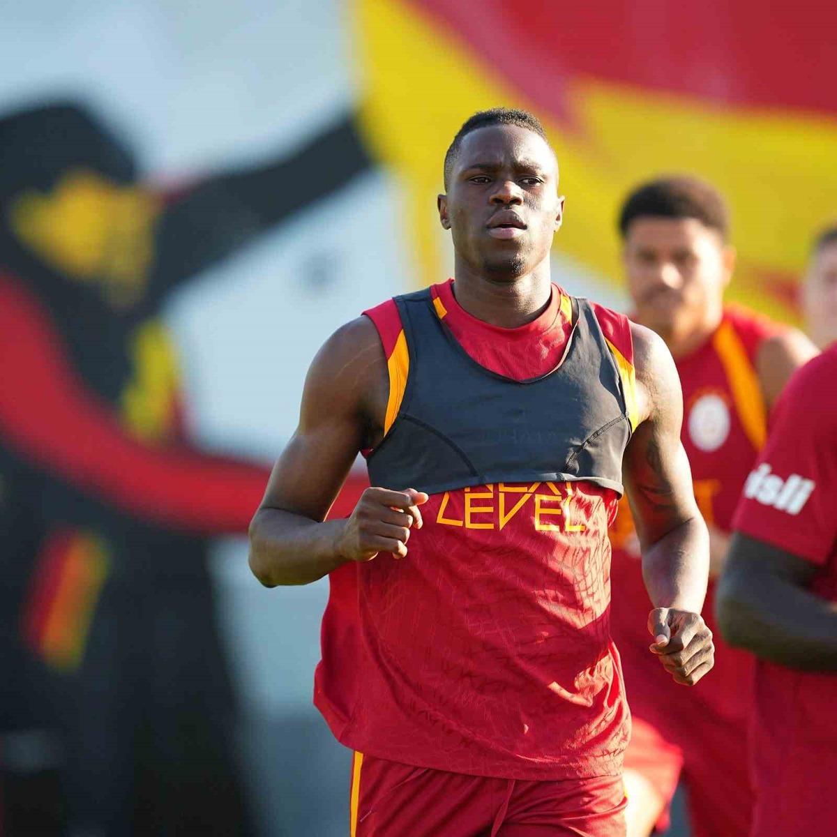 Galatasaray, yeni sezon hazırlıklarını sürdürüyor 1