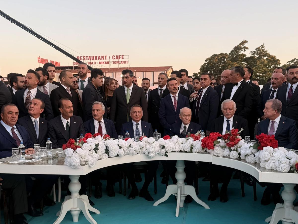 MHP lideri Bahçeli nikah şahidi oldu 1