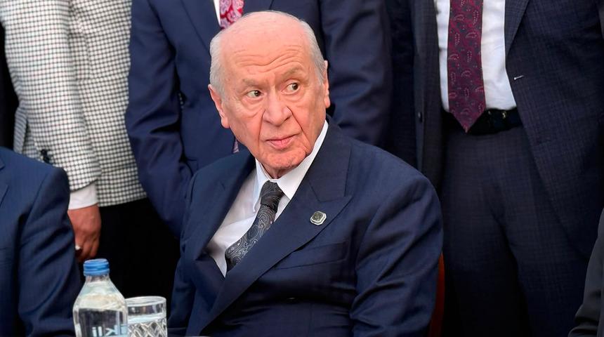 MHP lideri Bah&ccedil;eli nikah şahidi oldu