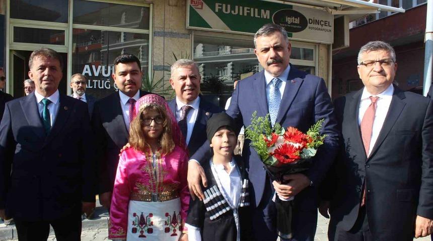 İ&ccedil;işleri Bakanı &Ccedil;ift&ccedil;i, T&uuml;rkeli&rsquo;de incelemelerde bulundu