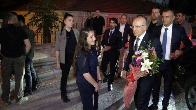 Bakan Şimşek, Gercüş’te toplu açılış törenine katıldı
