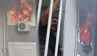 Can pazarı! Bir aile mahsur kaldı, yakınları sinir krizi ge&ccedil;irdi