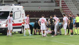 Lig k&ouml;t&uuml; haberle başladı! Ambulansla hastaneye kaldırıldı