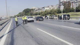 İstanbul'da 10 aracın karıştığı zincirleme kaza! 2 şerit kapatıldı