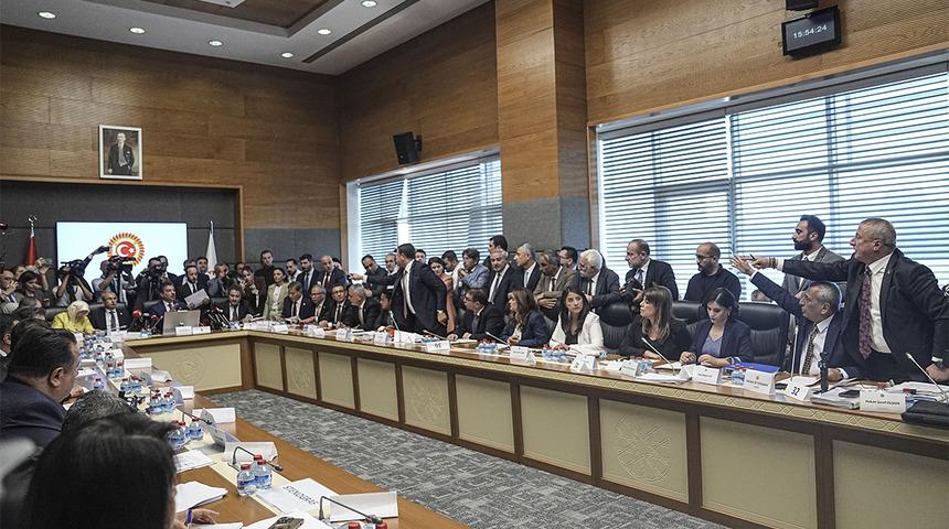 SON DAKİKA | '&Ccedil;er&ccedil;eve yasa' teklifi komisyonda kabul edildi