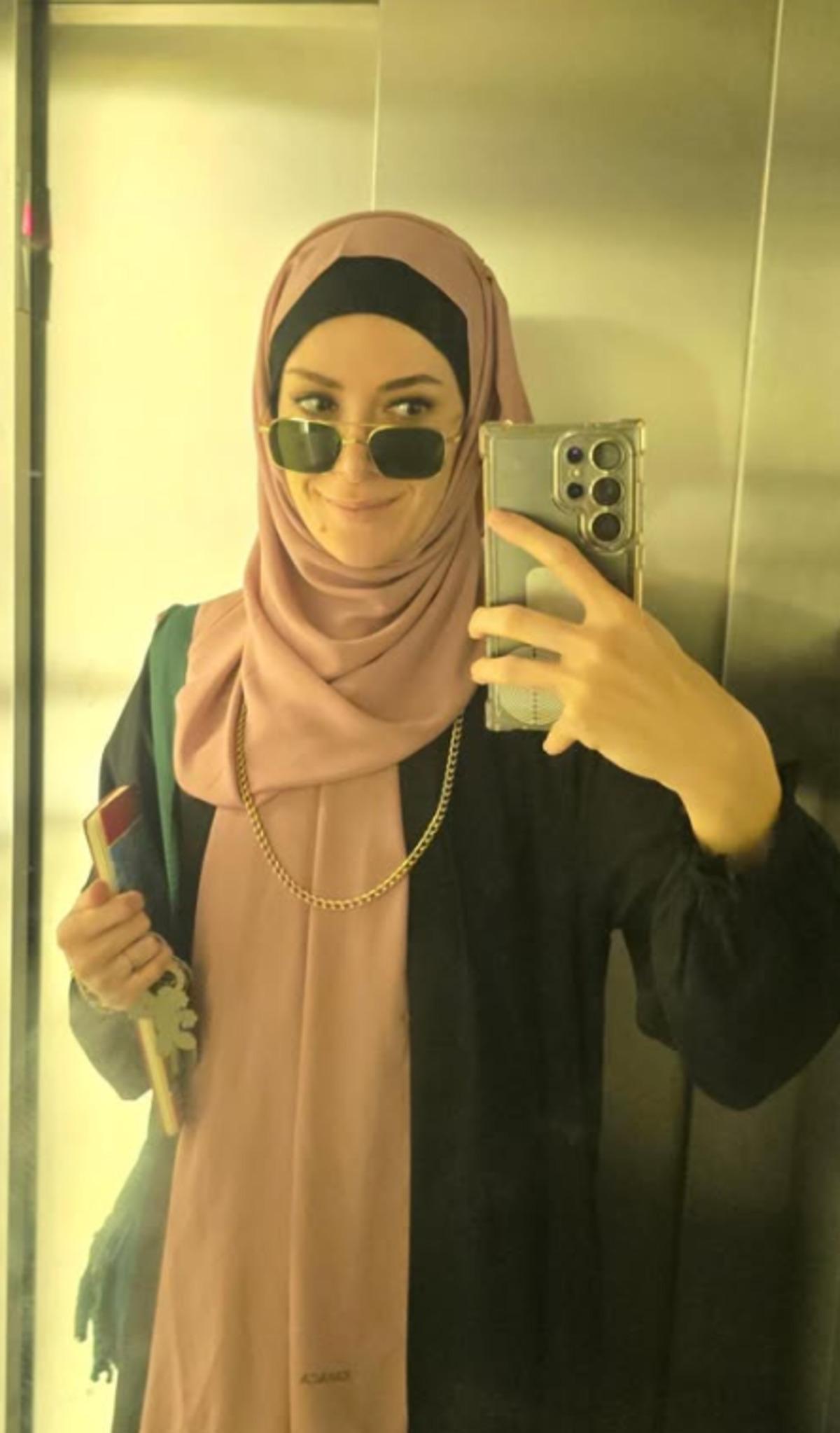 Elit Andaç Çam o rol için tesettüre girdi! Pozları gündemde 2