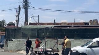 Bir anda hızlanan at arabası hafif ticari araçla çarpıştı: 2 yaralı