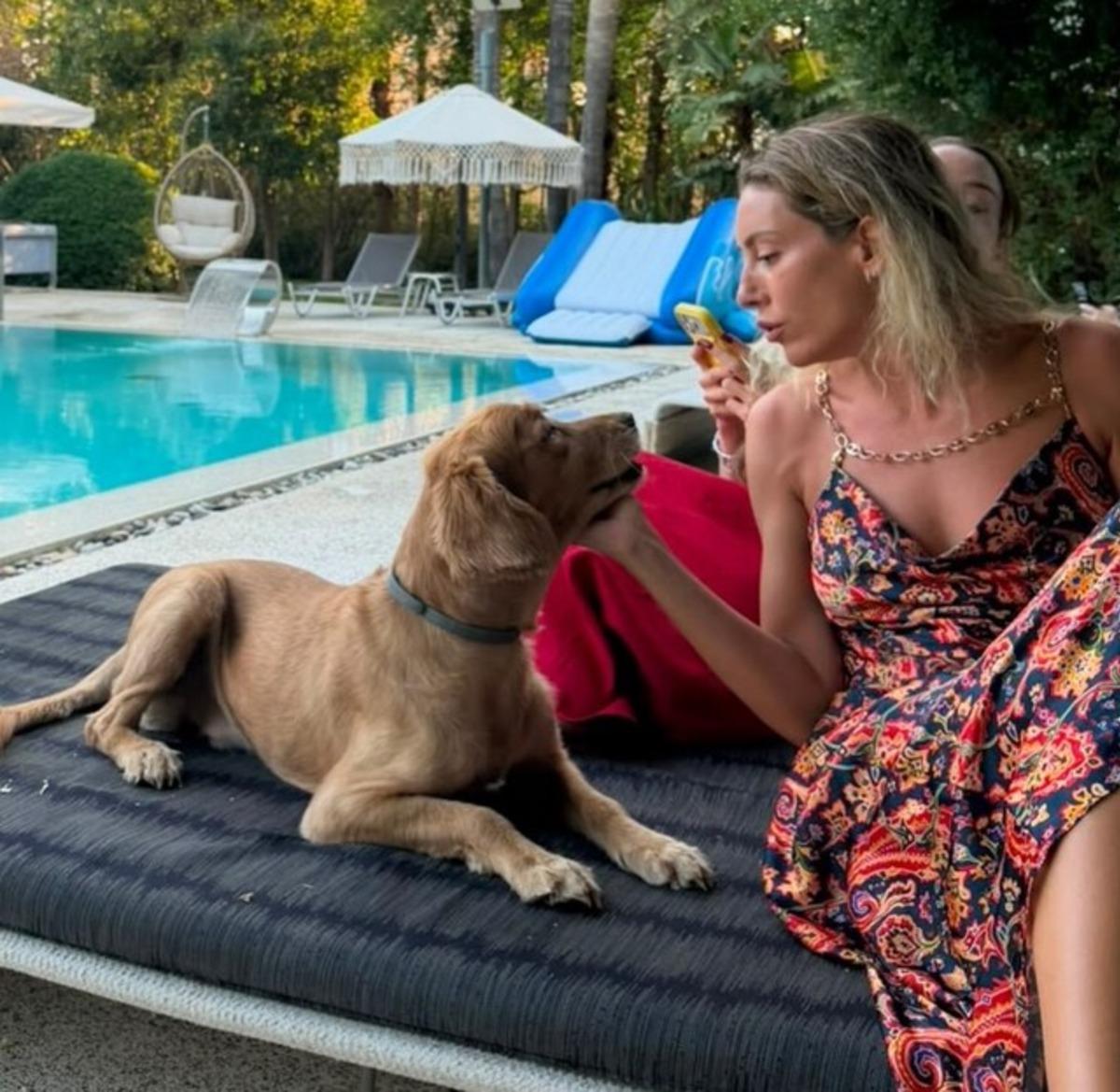 Sinem Kobal tatil pozlarını peşe peşe paylaştı! Beğeni yağdı 4