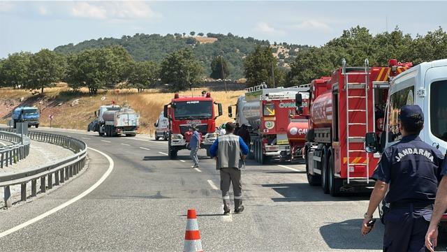 Tarlada çıkan yangın ormana sıçradı 5