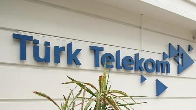 Türk Telekom Bilişim 500’de zirvede!
