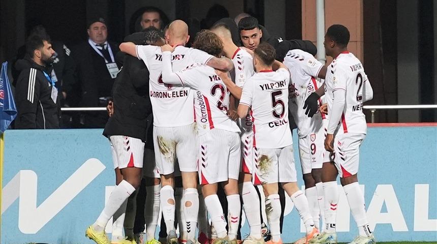 Samsunspor, Kasımpaşa'yı 2-1 mağlup etti!