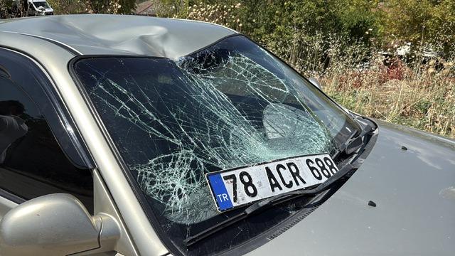 Karabük’te kaza: Otomobil ile elektrikli bisiklet çarpıştı! 1