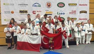 &Ouml;zel Sporcular Down Judo Milli Takımı namağlup d&uuml;nya şampiyonu