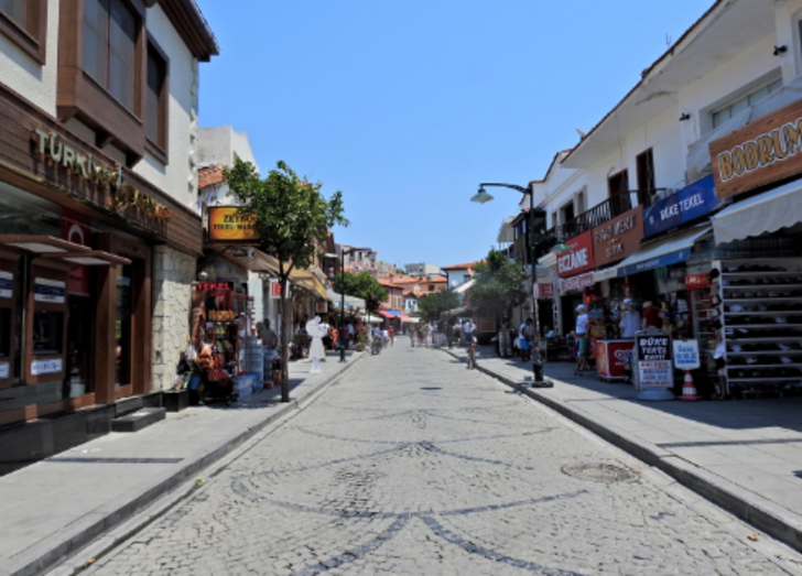 Çeşme'de tatile sandık molası  G2