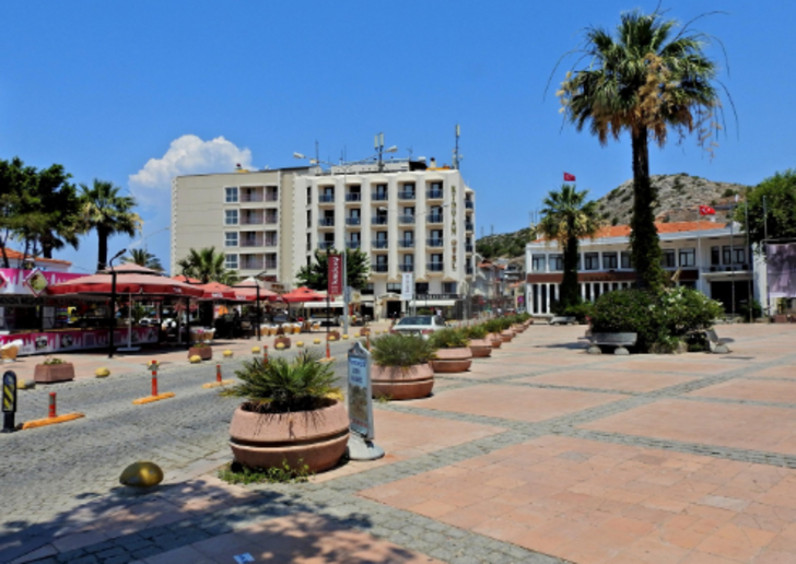 Çeşme'de tatile sandık molası  G3