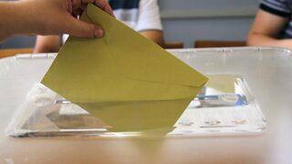 Manisa'daki mahallede oy verme işlemi 32 dakikada bitti