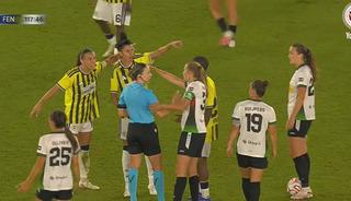 Fenerbah&ccedil;e'nin Şampiyonlar Ligi ma&ccedil;ında skandal hakem hatası