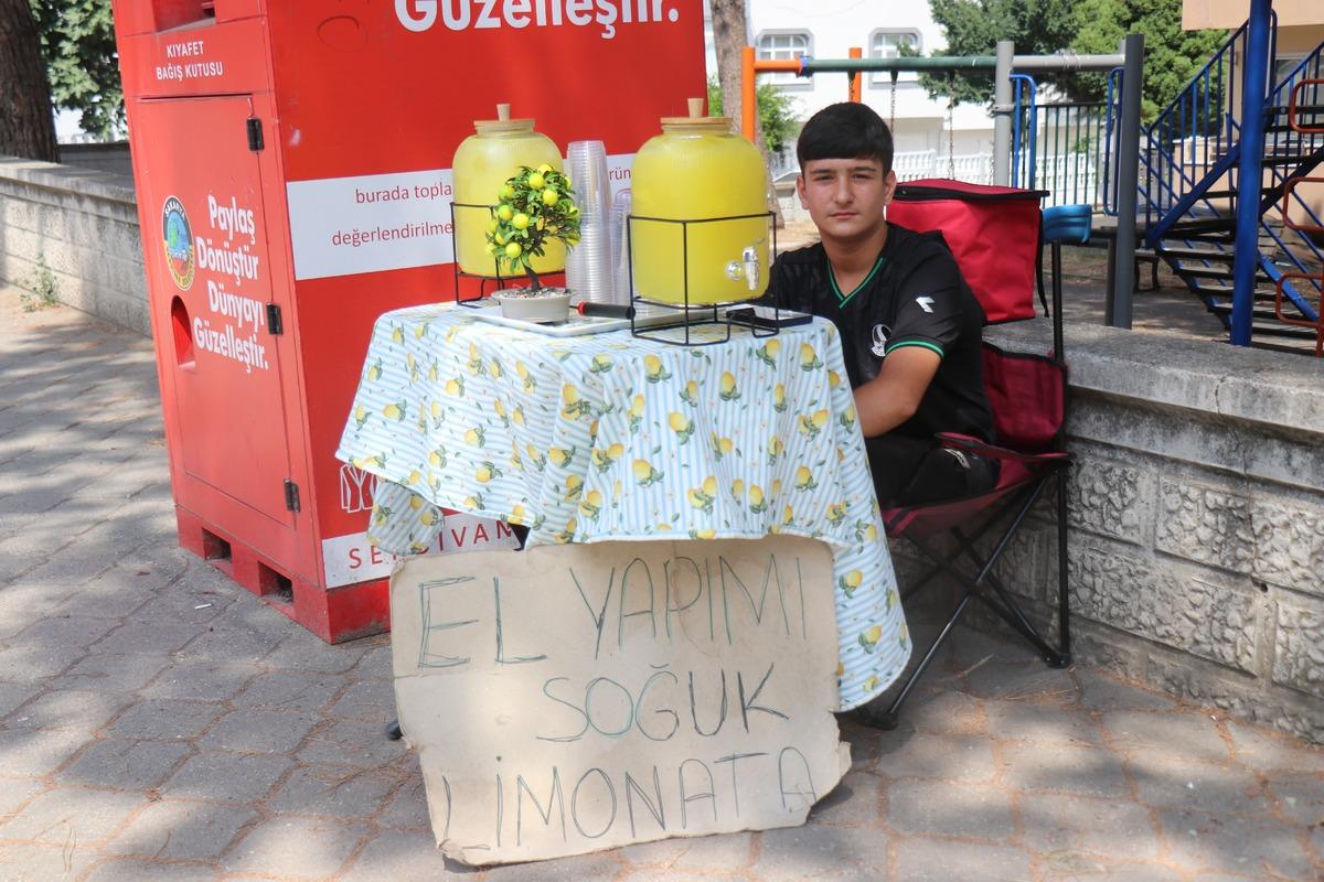 14 yaşında kendi işini kurdu! Aylık kazancı 90 bin lirayı buluyor 1