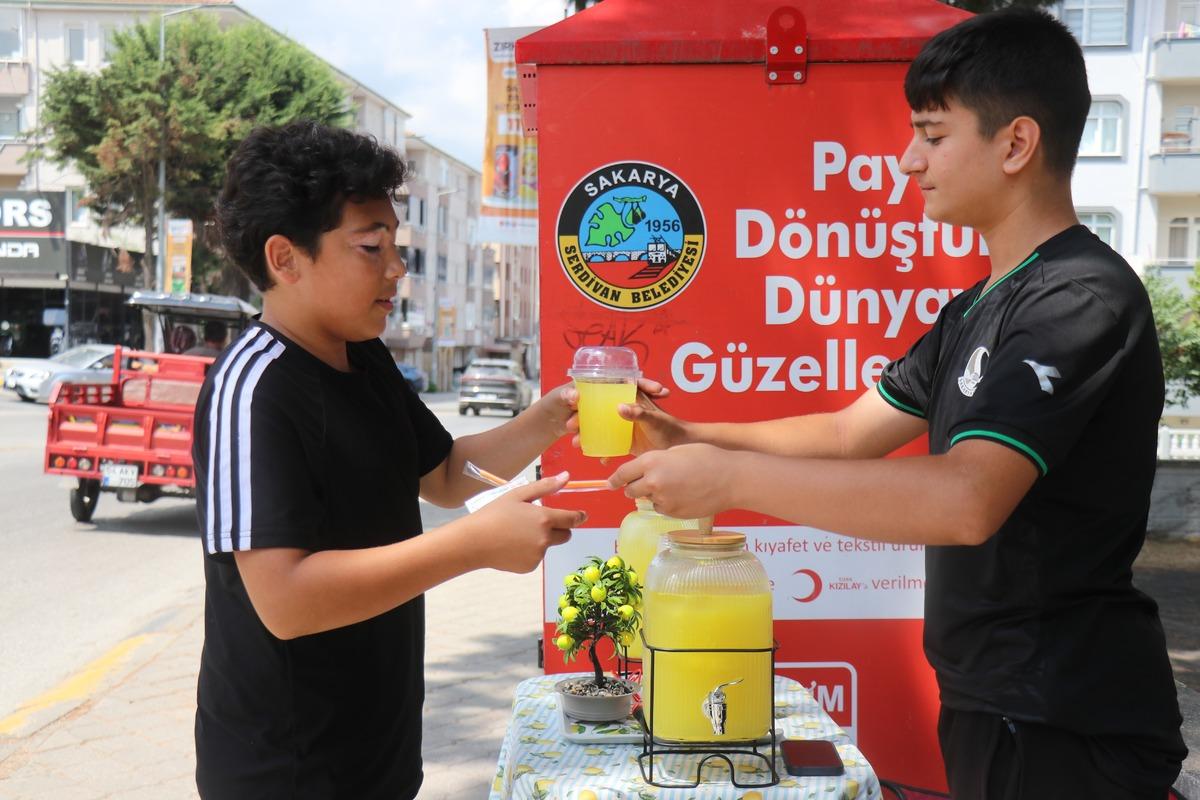 14 yaşında kendi işini kurdu! Aylık kazancı 90 bin lirayı buluyor 4