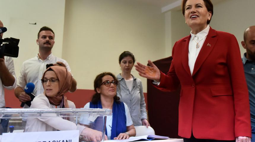 Meral Akşener'den oy verme işleminin tamamlanmasının ardından ilk açıklama!
