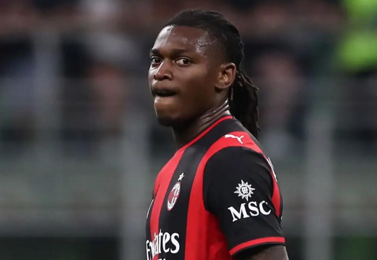 Galatasaray ortalığı kasıp kavuracak! İki transfer aynı anda İstanbul a inecek 3