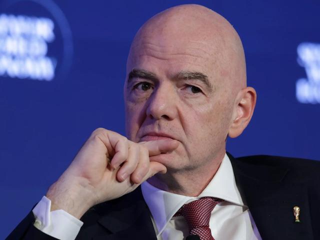FIFA'da Gianni Infantino skandalı! Gece yarısı resmi a&ccedil;ıklama geldi...